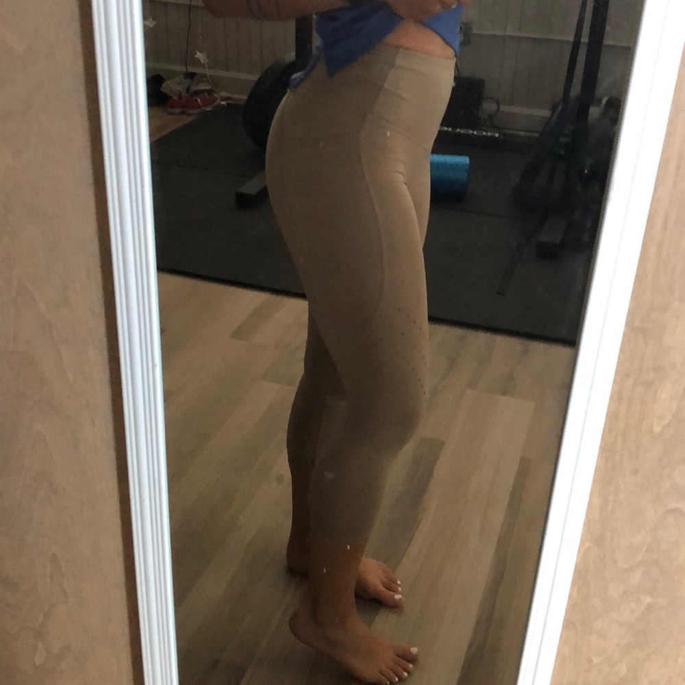Nude athletic leggings